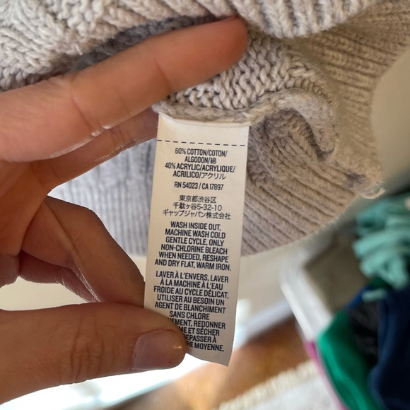 Gray Sweater - Picture 4 of 4